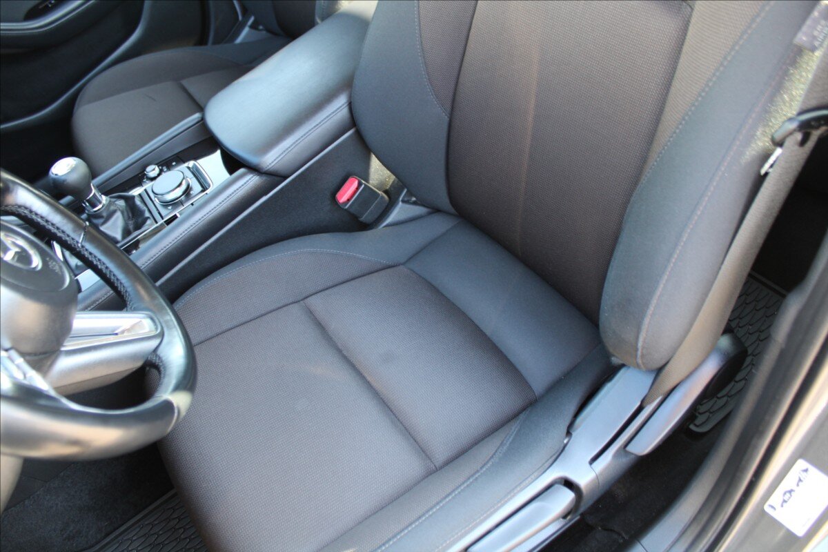 Mazda 3 Sedan / Limuzína 2,0 l 110 kw