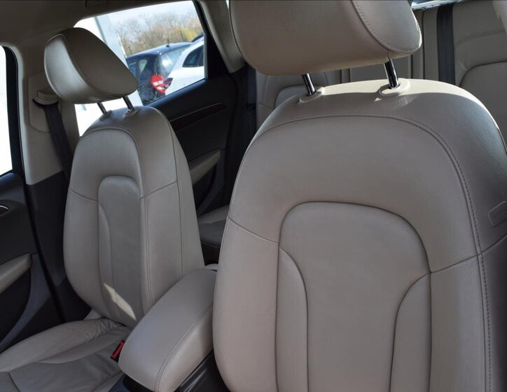 Audi Q5 SUV / Terénní 2,0 l 105 kw