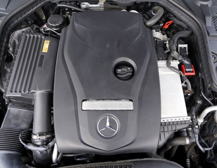 Mercedes-Benz Třídy C Sedan / Limuzína 1,6 l 115 kw