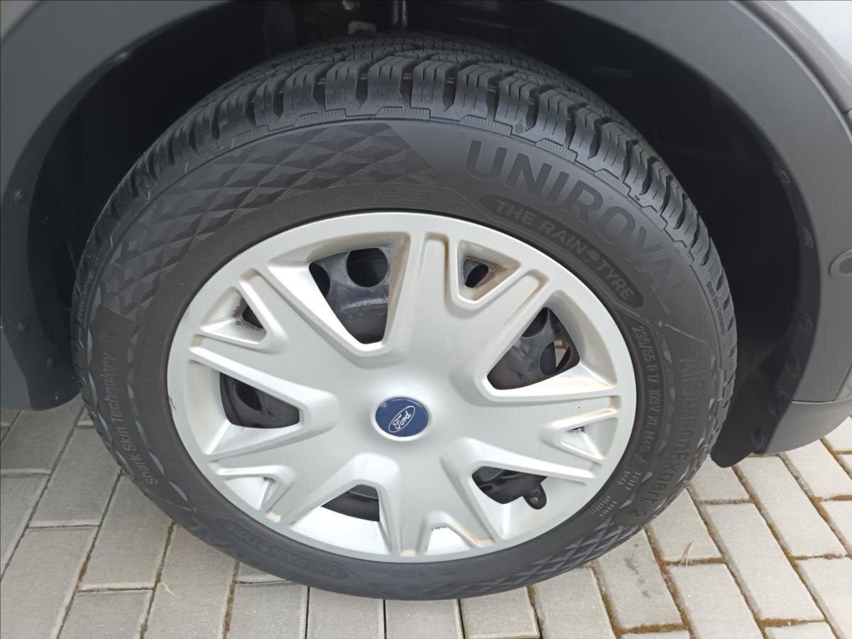 Ford Kuga SUV 1,6 l 110 kw