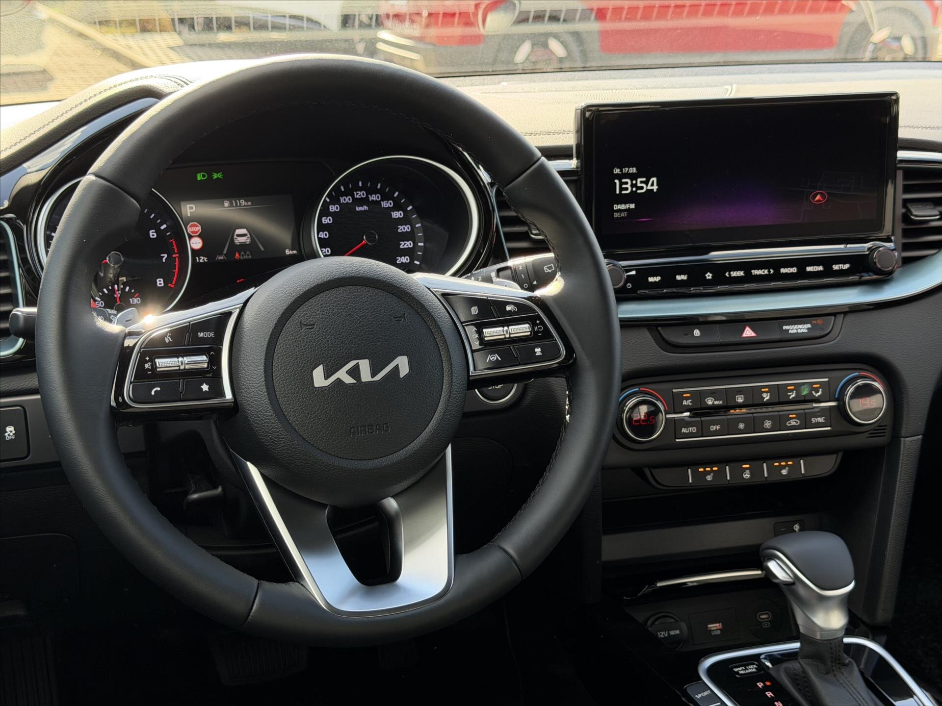 KIA XCeed CUV / Crossover 1,6 l 132 kw