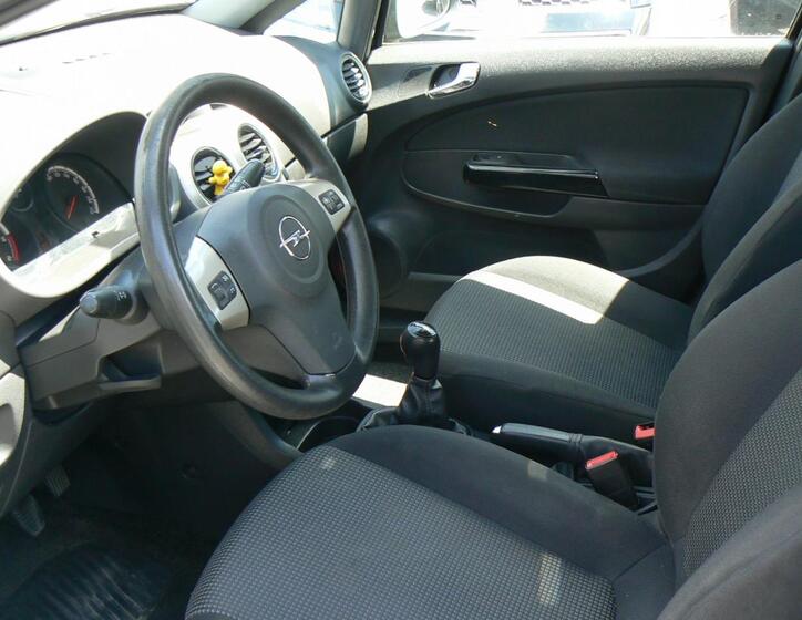 Opel Corsa Hatchback 1,2 l 70 kw