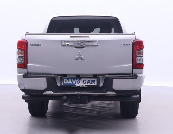 Mitsubishi L200 Pick-up 2,3 l 110 kw