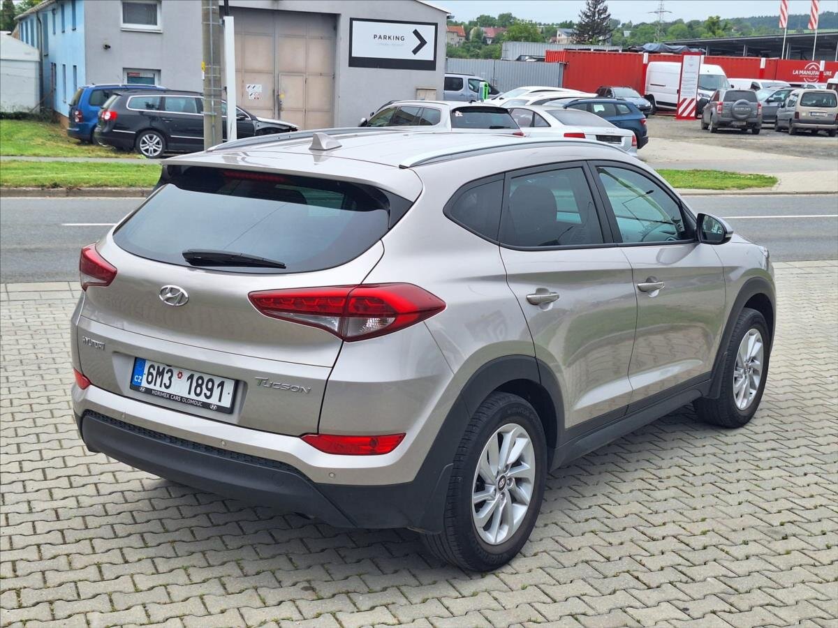 Hyundai Tucson SUV / Terénní 1,6 l 97 kw
