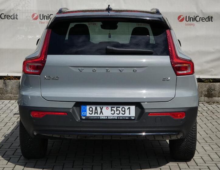 Volvo XC40 4