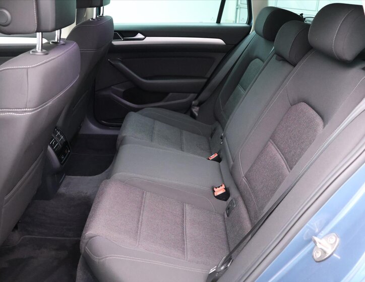 Volkswagen Passat Kombi 2,0 l 110 kw