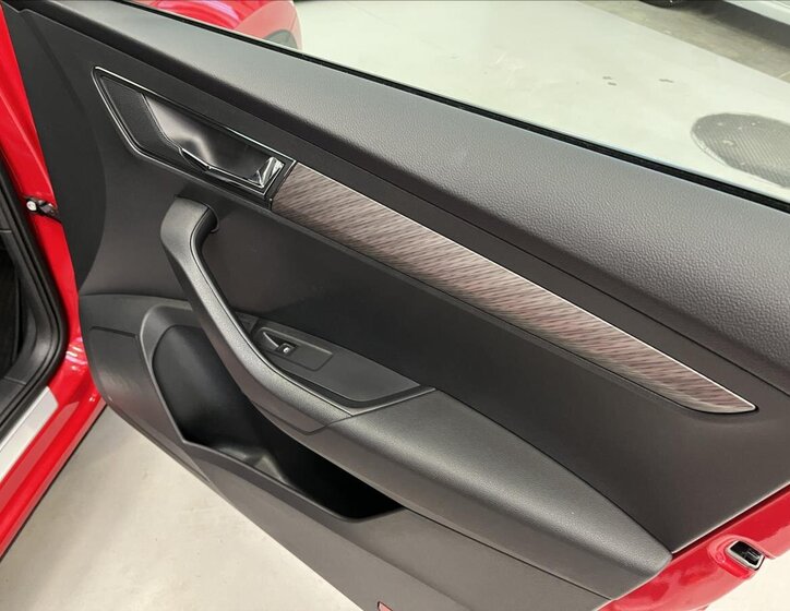 Škoda Karoq SUV / Terénní 2,0 l 110 kw