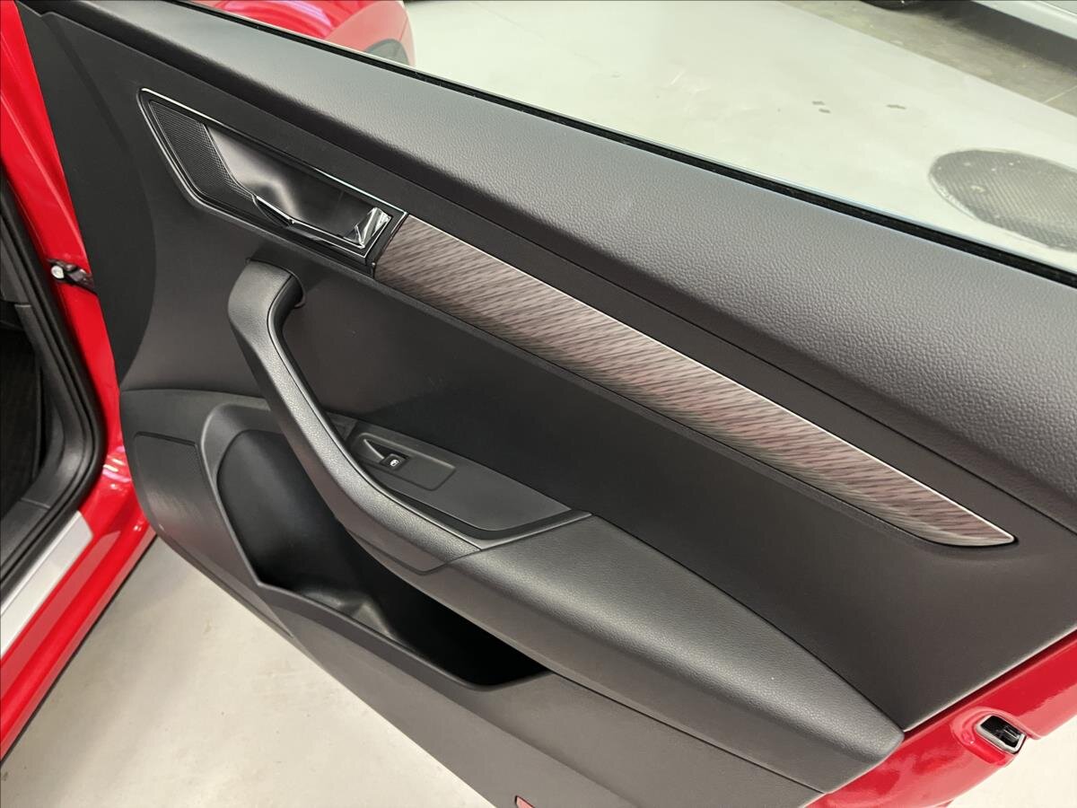 Škoda Karoq SUV / Terénní 2,0 l 110 kw