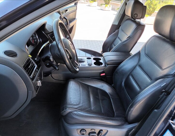 Volkswagen Touareg SUV / Terénní 3,0 l 176 kw