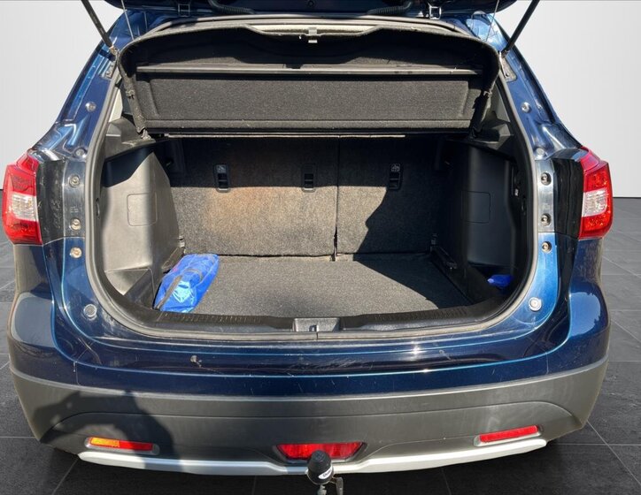 Suzuki SX4 S-Cross SUV / Terénní 998,0 82 kw