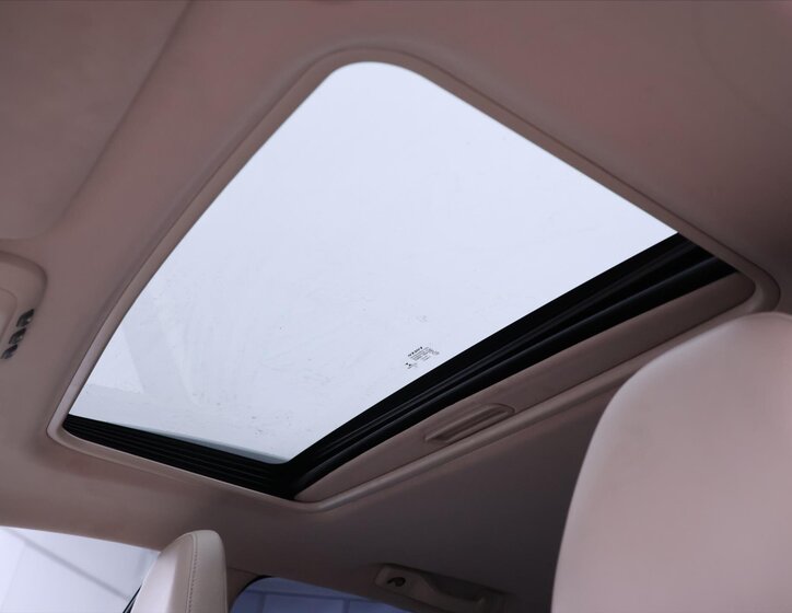 Volvo XC90 SUV / Terénní 2,4 l 147 kw