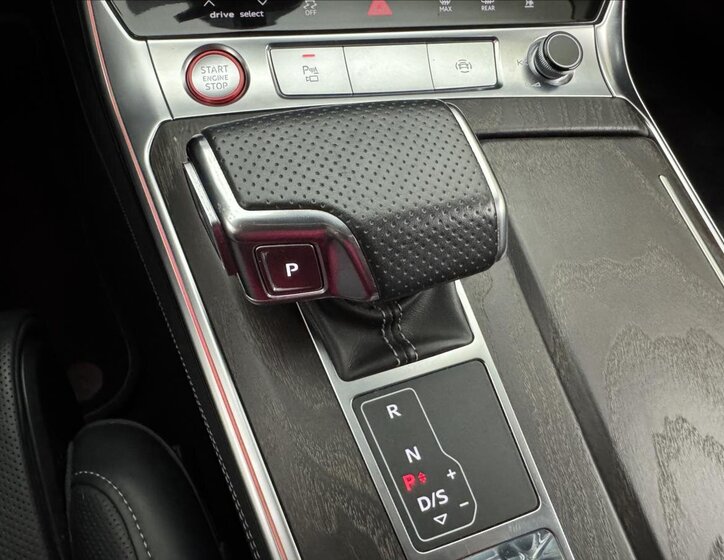 Audi S6 Sedan 3,0 l 257 kw