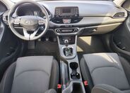Hyundai i30 11
