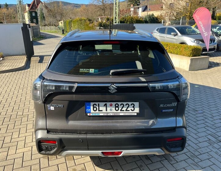 Suzuki S-Cross SUV / Terénní 1,4 l 95 kw