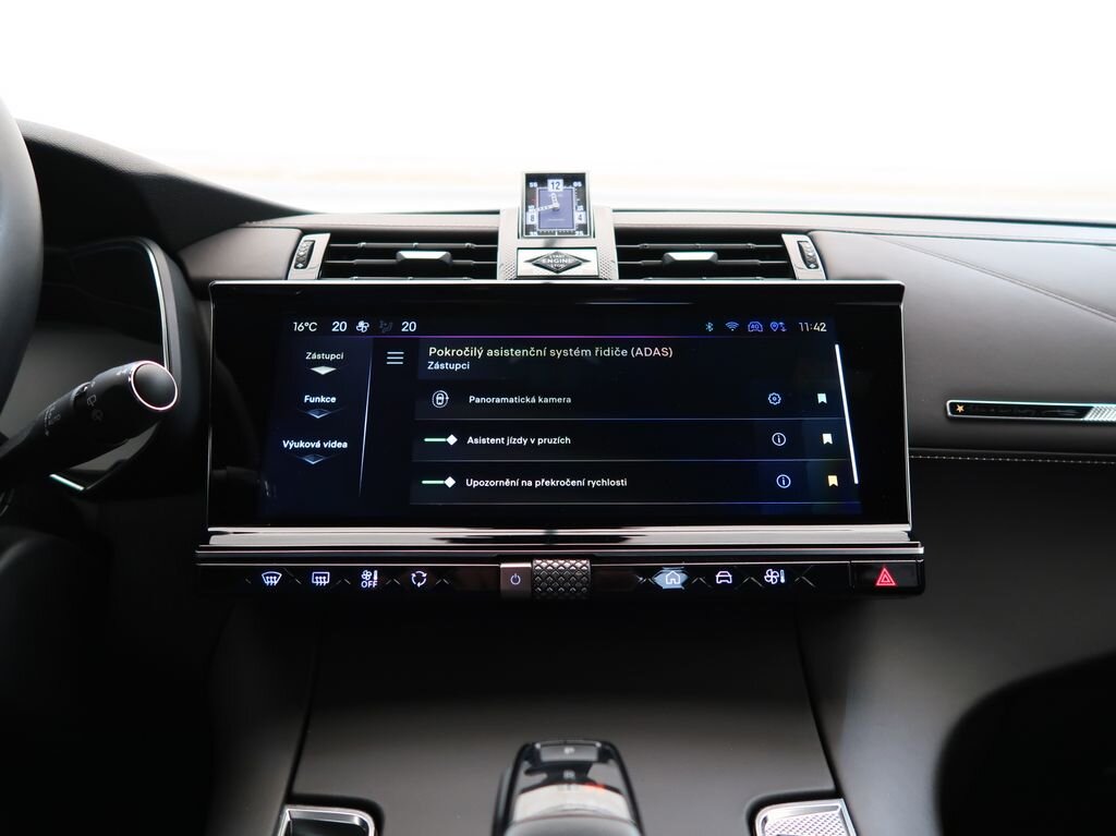 DS Automobiles DS7 Crossback SUV / Terénní 1,6 l 133 kw