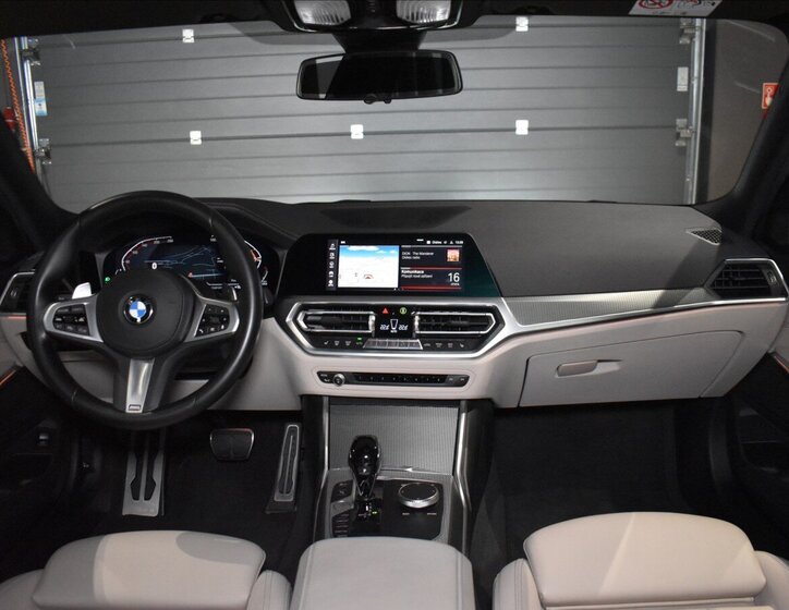 BMW Řada 3 Kombi 3,0 l 210 kw