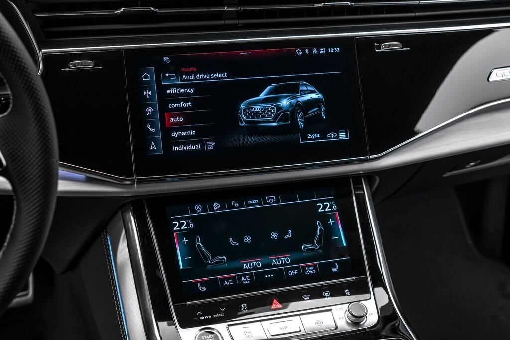 Audi Q8 SUV 3,0 l 210 kw