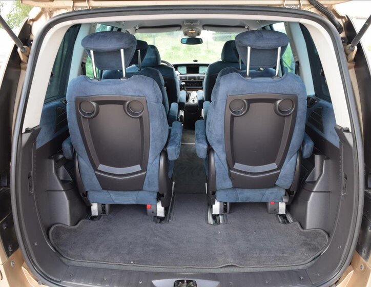 Lancia Phedra MPV 2,2 l 94 kw