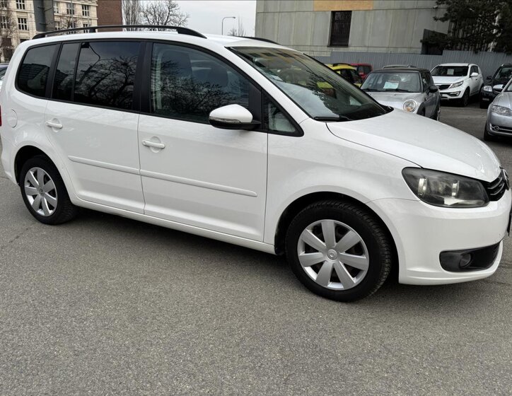 Volkswagen Touran MPV 1,6 l 77 kw