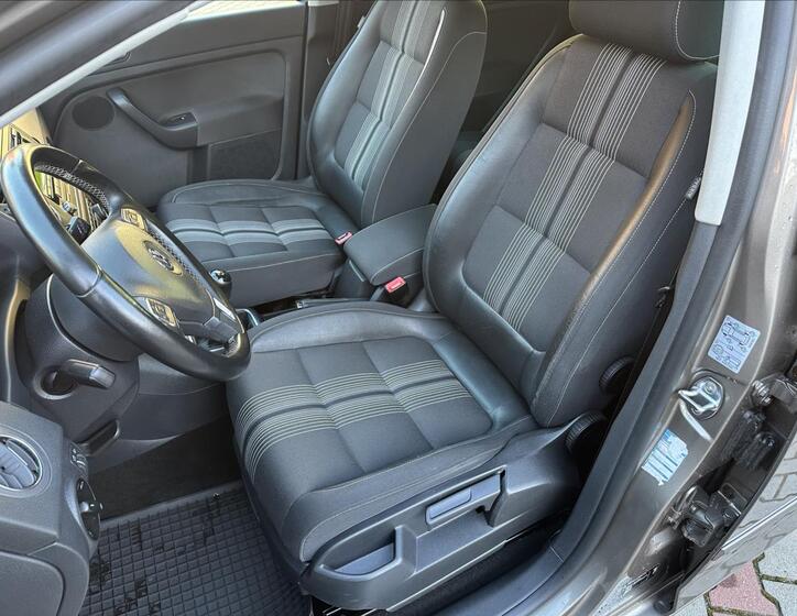 Volkswagen Golf Plus 11