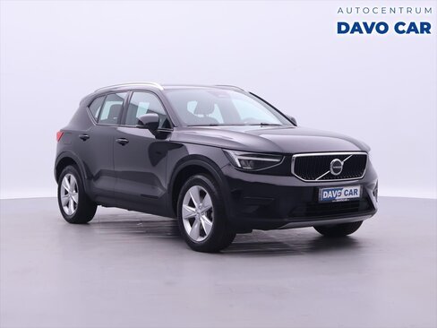 Volvo XC40 SUV / Terénní 2,0 l 120 kw