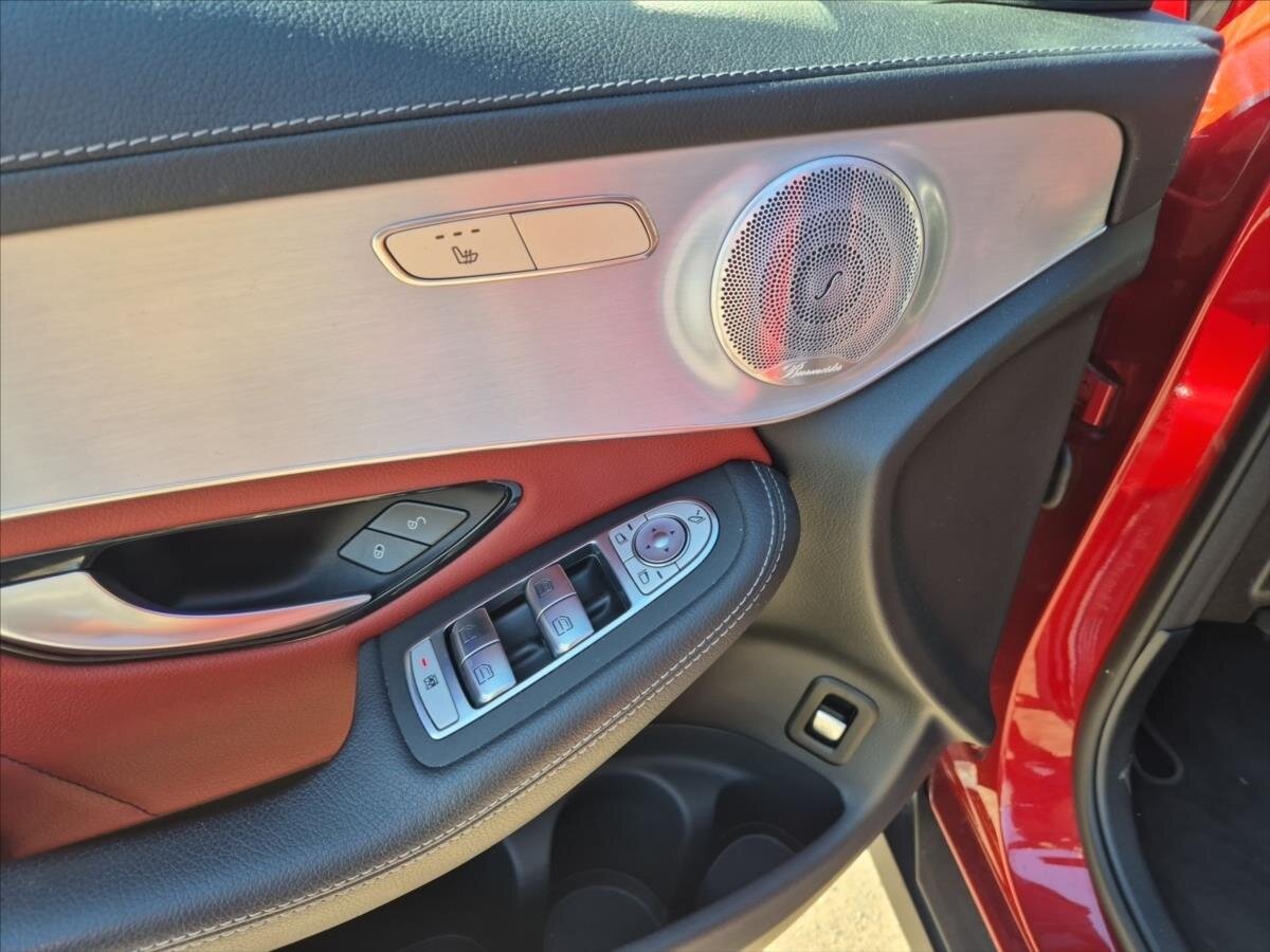 Mercedes-Benz GLC Hatchback 2,0 l 180 kw