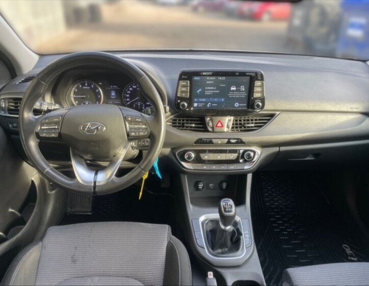 Hyundai i30 Kombi 998,0 88 kw