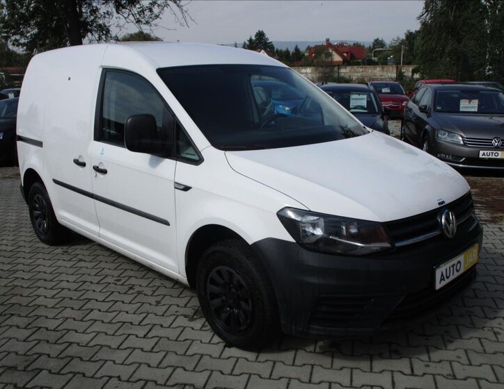 Volkswagen Caddy Skříň 2,0 l 75 kw