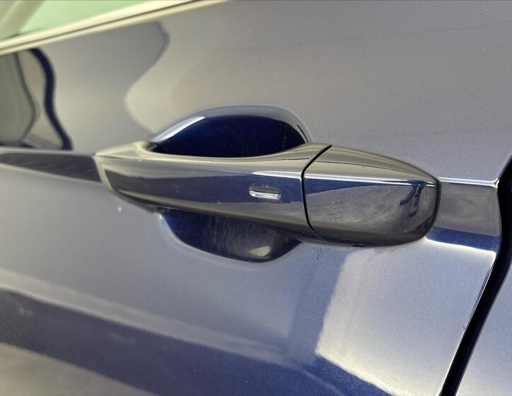 Volkswagen Passat Kombi 2,0 l 140 kw