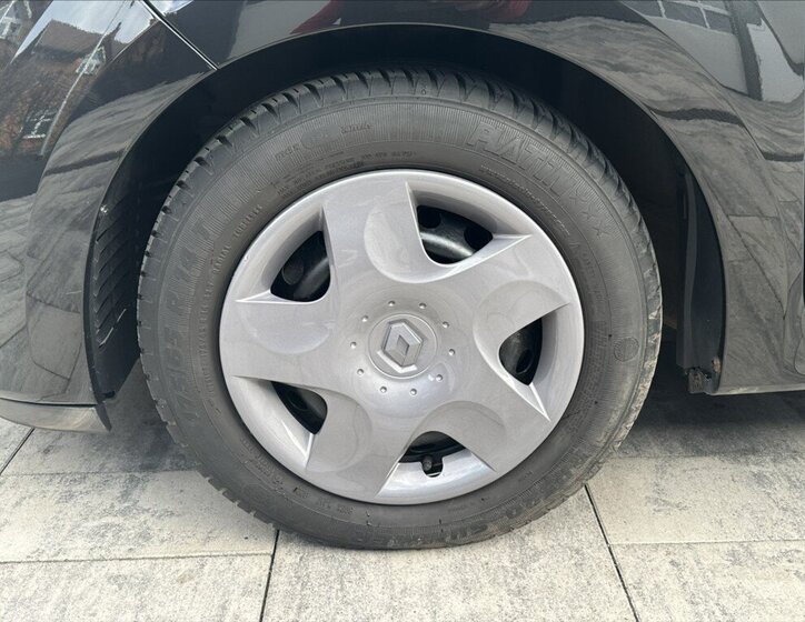 Renault Twingo Hatchback 1,1 l 55 kw