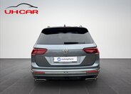 Volkswagen Tiguan 8