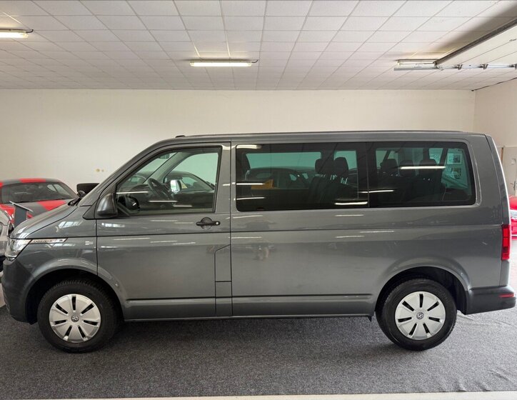 Volkswagen Caravelle 3