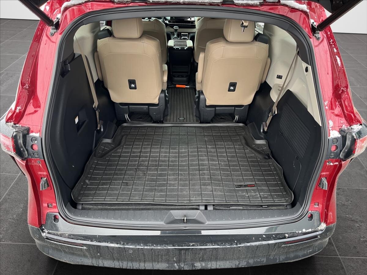 Toyota Sienna MPV 2,5 l 180 kw