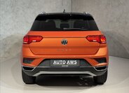 Volkswagen T-Roc SUV / Terénní 1,5 l 110 kw
