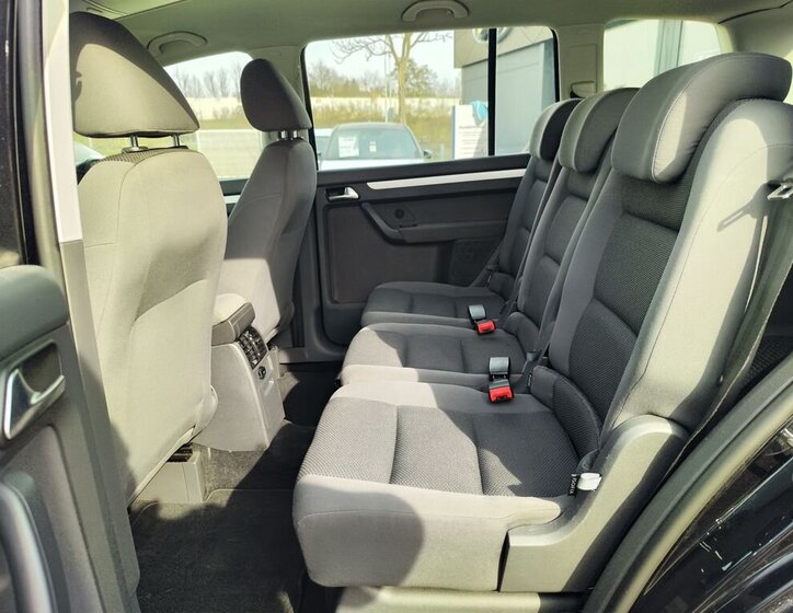 Volkswagen Touran MPV 1,2 l 77 kw