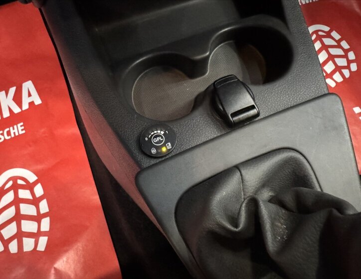 Dacia Dokker Kombi 1,6 l 80 kw