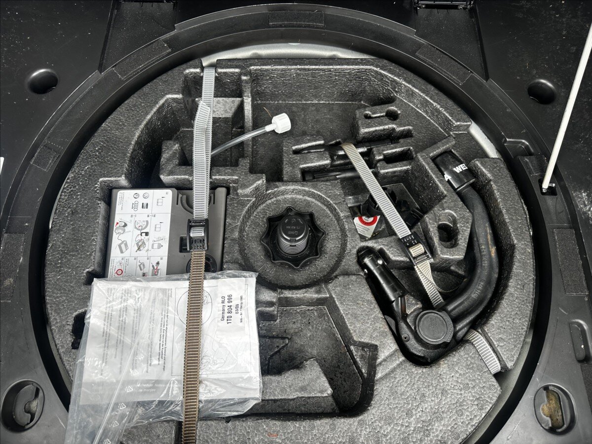 Volkswagen Touran Kombi 1,4 l 103 kw