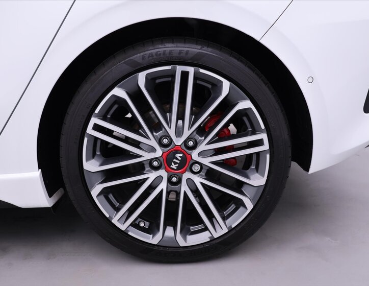 KIA Ceed Hatchback 1,6 l 150 kw