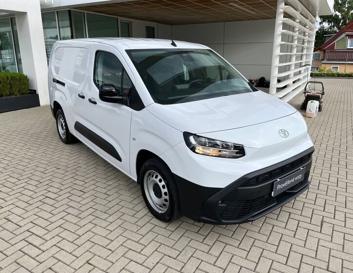 Toyota ProAce 8