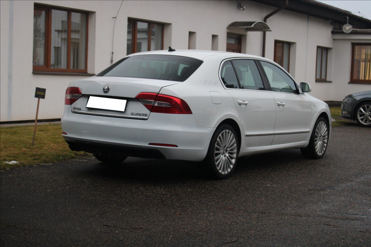 Škoda Superb Sedan 2,0 l 125 kw