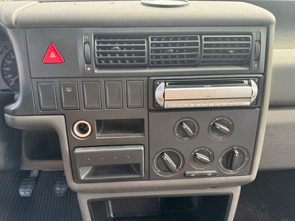 Volkswagen Transporter Kombi 2,5 l 65 kw