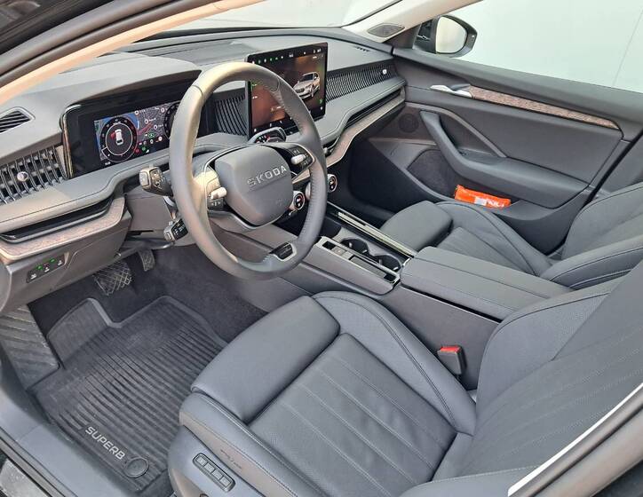 Škoda Superb 23