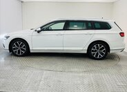 Volkswagen Passat Kombi 2,0 l 206 kw