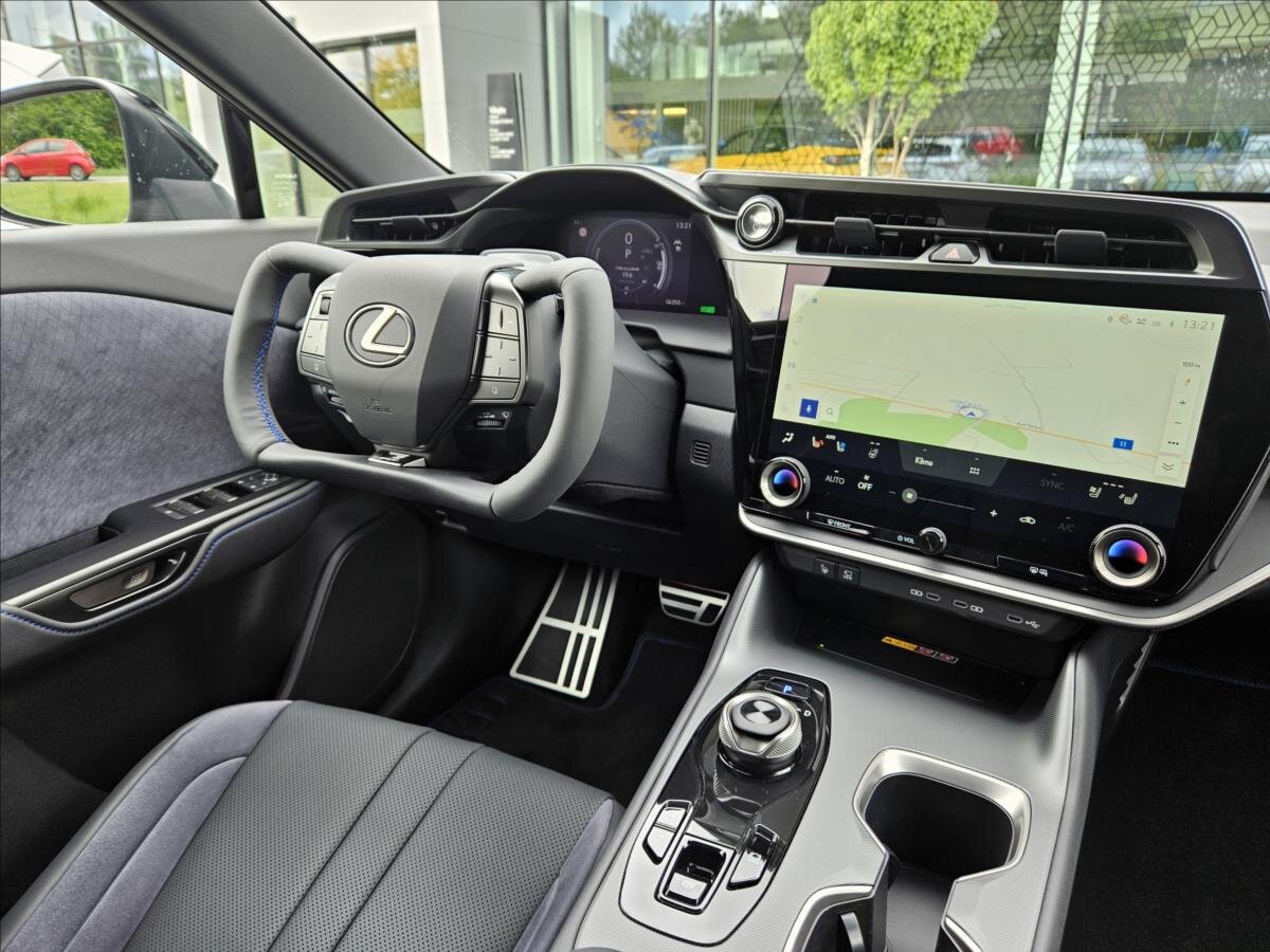 Lexus RZ 450e Kombi 0,0 301 kw