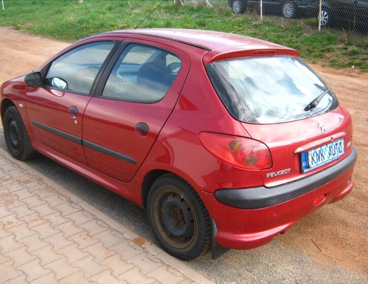 Peugeot 206 4