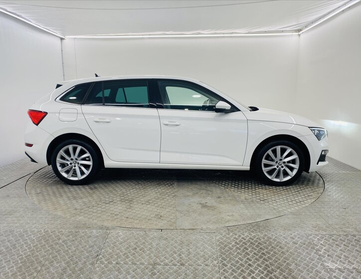 Škoda Scala Hatchback 1,6 l 85 kw