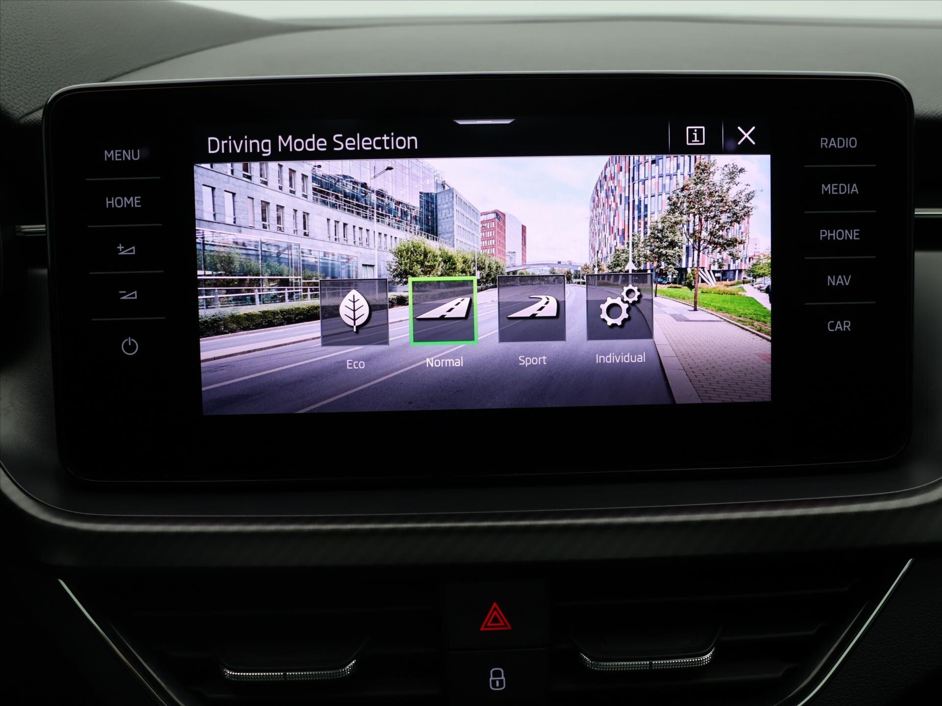 Škoda Scala Hatchback 1,5 l 110 kw