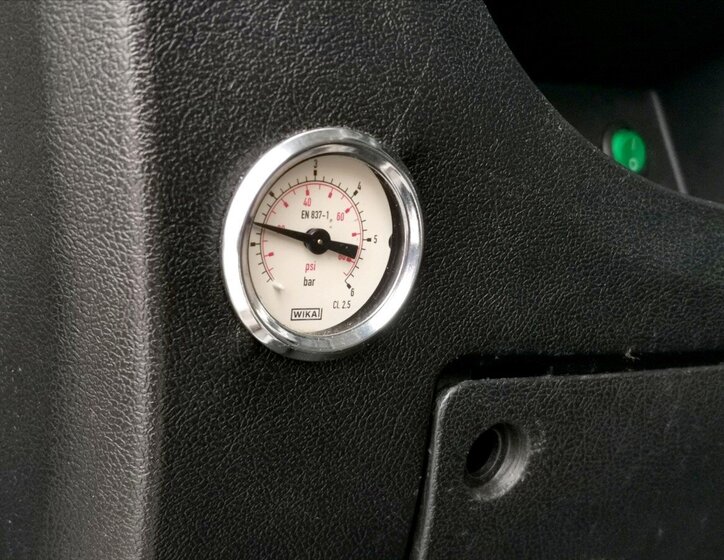 Peugeot Boxer Valník 2,2 l 110 kw