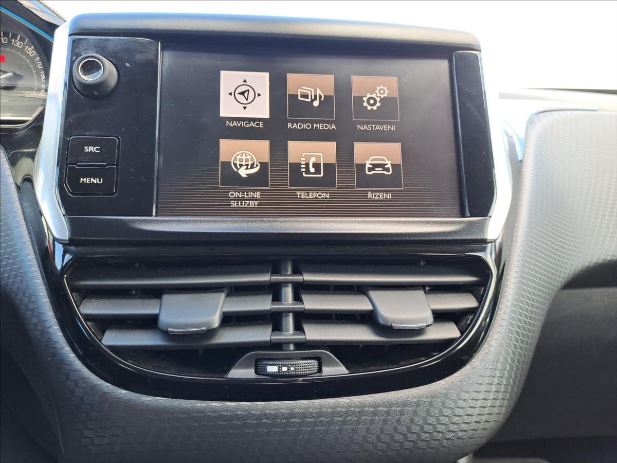 Peugeot 2008 MPV 1,2 l 81 kw