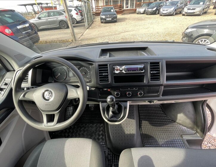 Volkswagen Transporter Skříň 2,0 l 62 kw